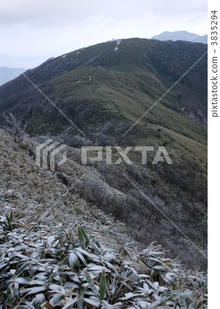 第一場雪雨開始了 3835294