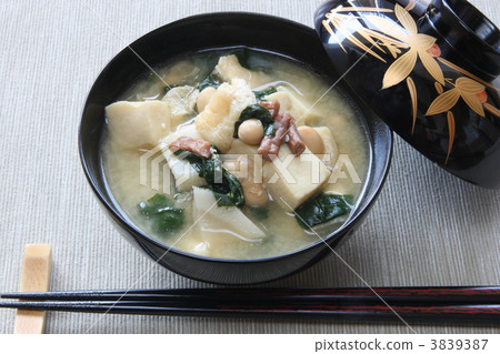 Local cuisine of Aomori, mushroom juice Local cuisine of Aomori, mushroom juice 3839387