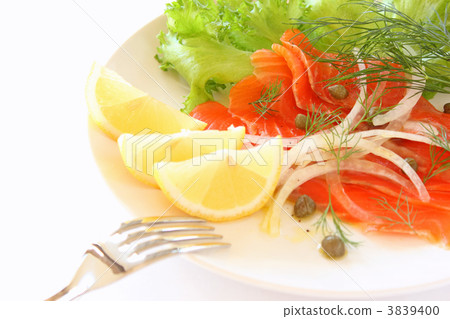 Marinated smoked salmon 3839400