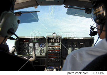 爬行在藍天的小飛機 3841492