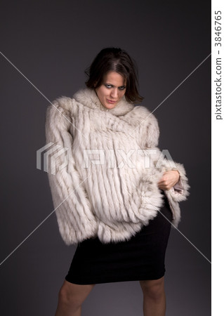 Attractive woman Attractive woman 3846765