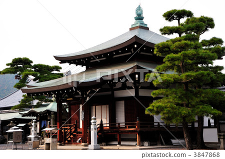 Zentsuji Shrine (Chantry) 3847868