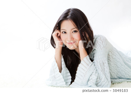 female, lady, woman 3849183