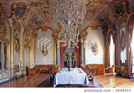 Luxurious table Luxurious table 3849433
