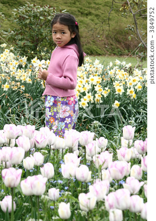 child flower 3849752