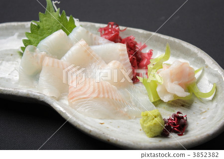 Shark curry sashimi 3852382