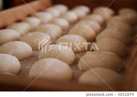 Mochi of wooden box Mochi of wooden box 3852874