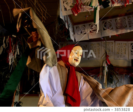 Takachiho Yo Kagura 3853828