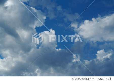 Beautiful Clouds 3861871