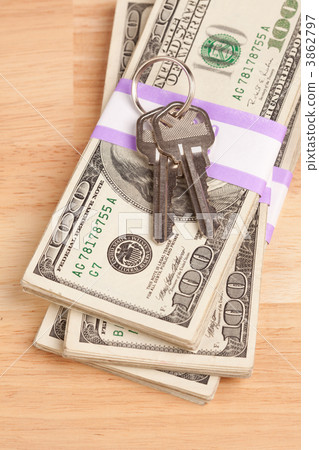 House Keys on Stack of Money House Keys on Stack of Money 3862797