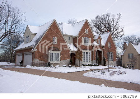 Majestic Newly Constructed Home Majestic Newly Constructed Home 3862799