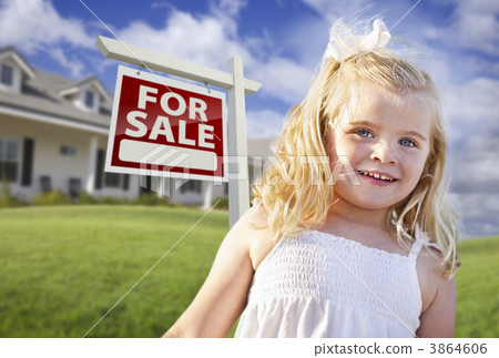 Cute Smiling Girl in Yard with For Sale Real Estate Sign and Hou Cute Smiling Girl in Yard with For Sale Real Estate Sign and Hou 3864606