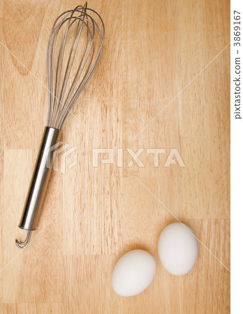 Mixer and Eggs Mixer and Eggs 3869167