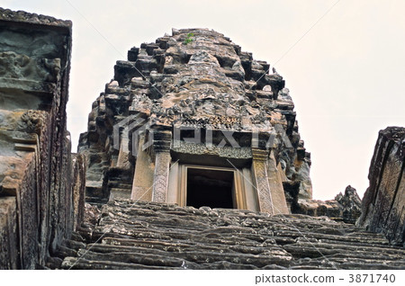 Angkor Wat · Central Temples' spire "(Siem Reap / Cambodia) Angkor Wat · Central Temples' spire "(Siem Reap / Cambodia) 3871740