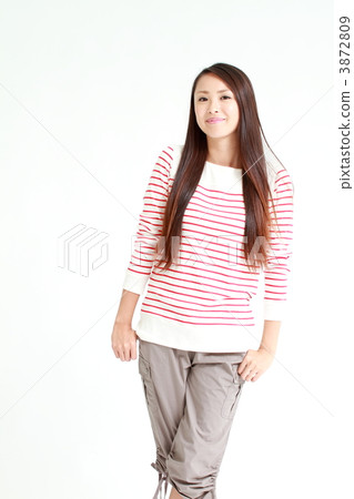 young woman      3872809