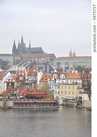 布拉格城堡和伏爾塔瓦河 3873757