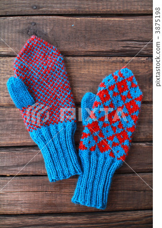 Hand-knitted gloves: Scandinavian-style mittens 3875198