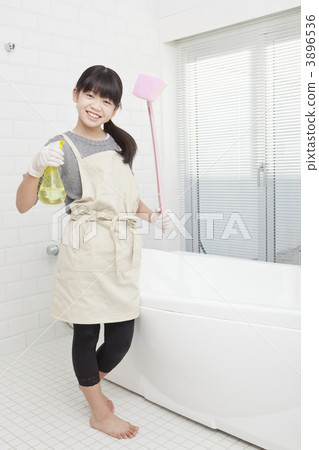 清洗浴的女孩 清洗浴的女孩 3896536