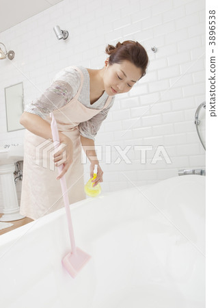 洗澡的婦女 洗澡的婦女 3896538