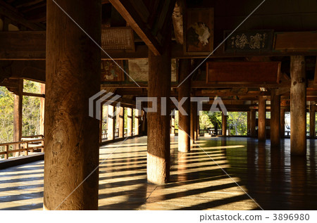 Miyajima Toyokuni Shrine 3896980