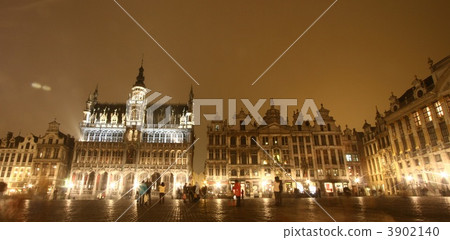 Brussels Brussels 3902140