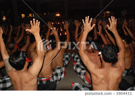 Kecak Dance（烏布/巴厘島/印度尼西亞） 3904431