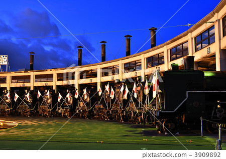 Umeokoji SL Hall夜間展覽亮起 -  2012年 3909892