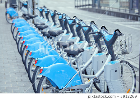 Bicycle rental 3912269