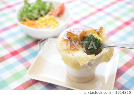 熱餡餅和蔬菜 熱餡餅和蔬菜 3914850