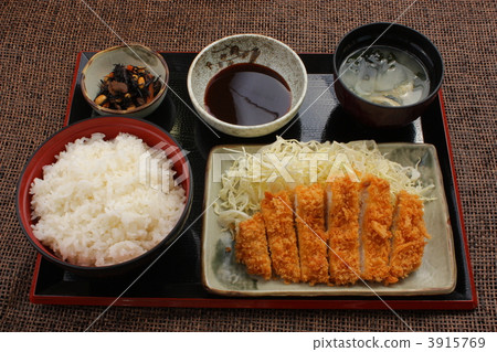 Tonkatsu set menu 3915769