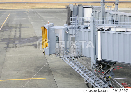 Boarding bridge 3918397