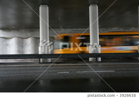 bus 3926638