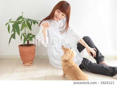 婦女和狗 婦女和狗 3928121