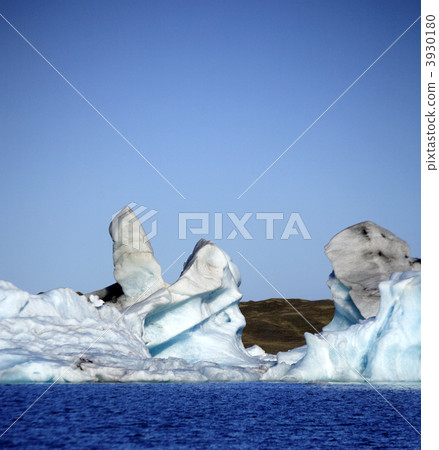 Icebergs 3930180