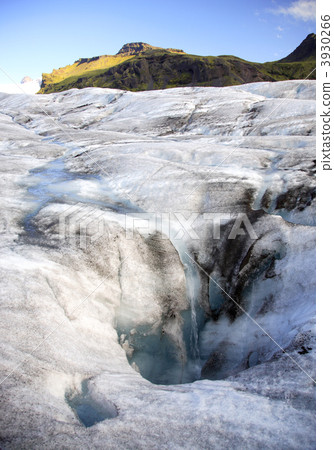 Icelands icecap 3930266