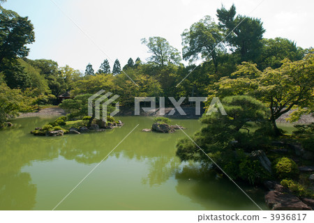 Samcheon Imperial Palace in South Pond 3936817