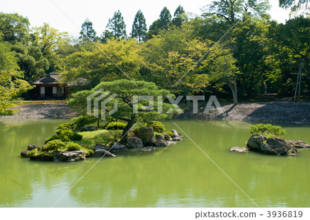 Samcheon Imperial Palace in South Pond Samcheon Imperial Palace in South Pond 3936819