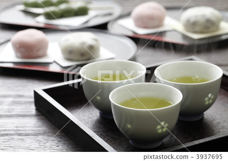 sencha, green tea of middle grade, china 3937695