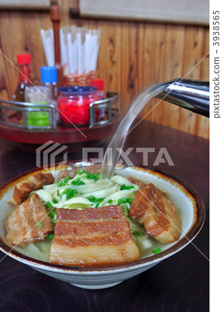 Okinawa soba 3938565