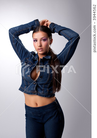 Young and sexy girl look at camera - rnb style Young and sexy girl look at camera - rnb style 3944562