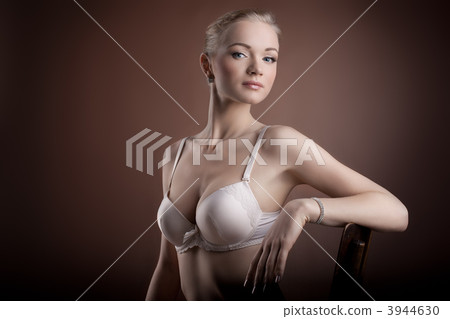 Beautiful woman portrait in white bra Beautiful woman portrait in white bra 3944630
