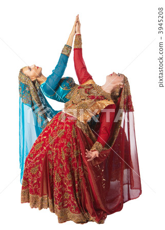 young women dance in indian traditional costume 3945208