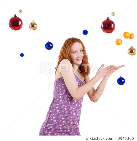 red girl throw mandarine 3945360