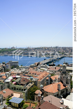 In Istanbul In Istanbul 3957504