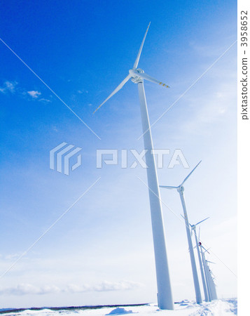 風力發電廠在冬天 風力發電廠在冬天 3958652