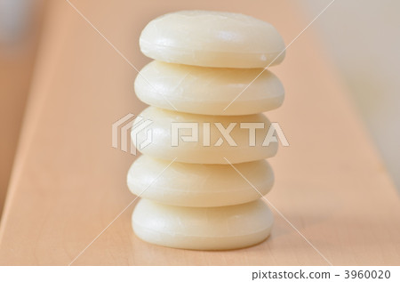 Round rice cake Round rice cake 3960020