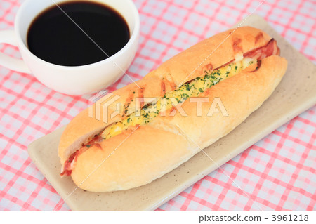 美味的培根和雞蛋三明治 美味的培根和雞蛋三明治 3961218