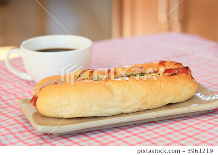 美味的培根和雞蛋三明治 美味的培根和雞蛋三明治 3961219