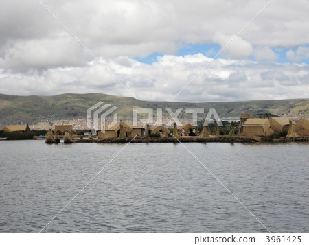 的喀喀湖烏魯斯島(秘魯) 的喀喀湖烏魯斯島(秘魯) 3961425