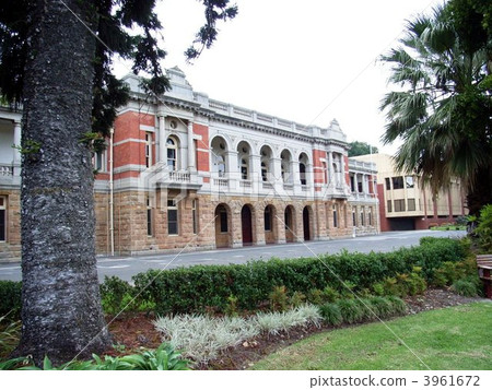 Back of Perth · Supreme Court 3961672